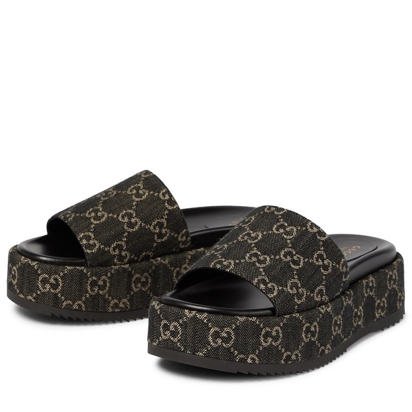 Gucci: Denim GG Supreme Angelina Jacquard Black Slide Sandals - Picture 8 of 8